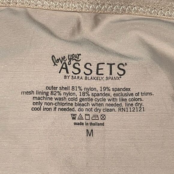 NWOT Spanx Assets Strapless Simplicity Dress Slip Nude Sz M - Picture 7 of 7